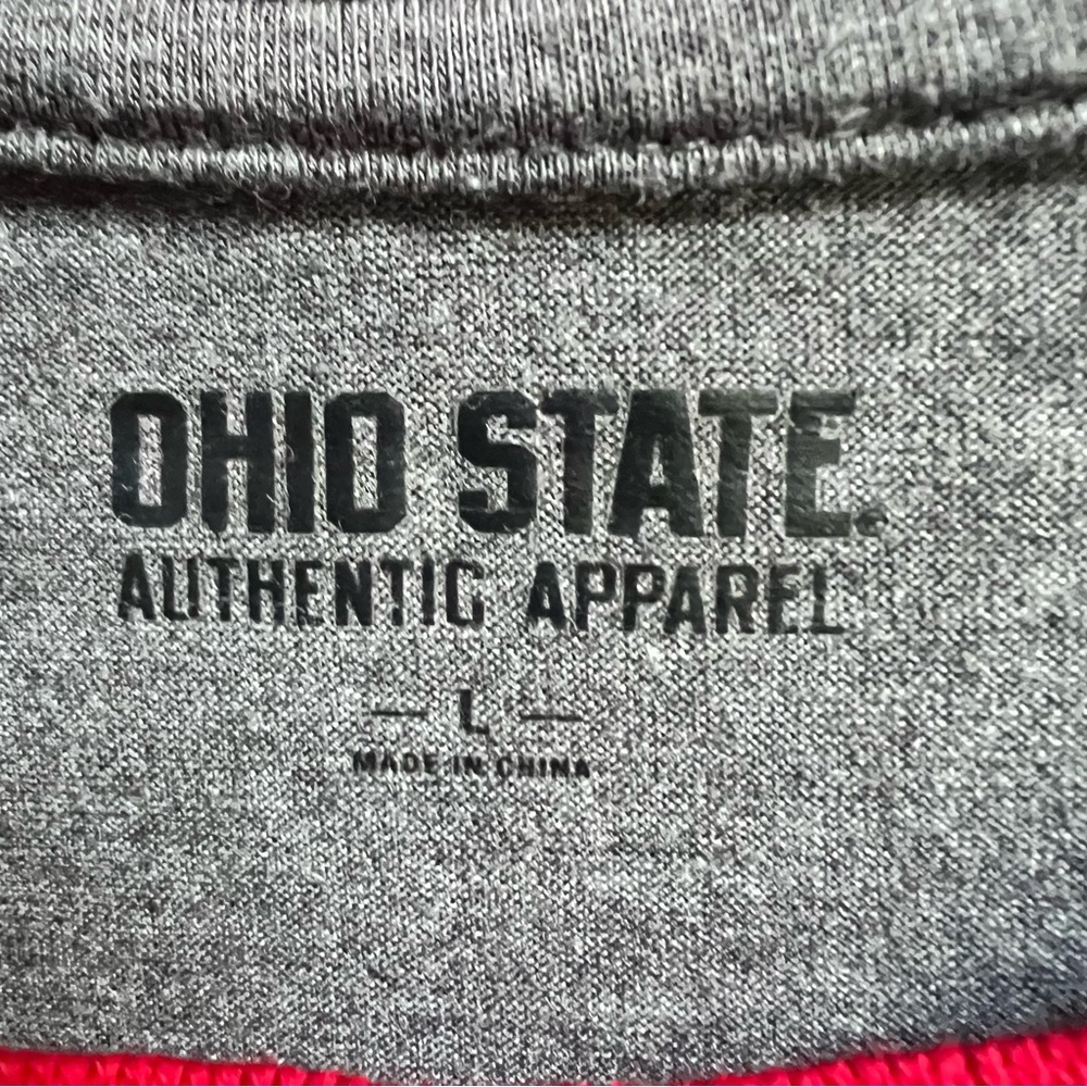 Ohio State Buckeyes "Brutus" T-Shirt! Size Large! Good condition! Go Bucks! - Picture 4 of 7